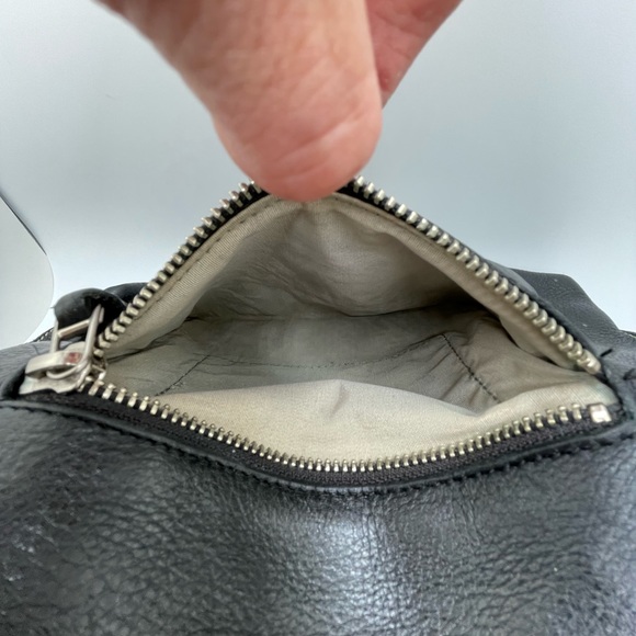 Roots leather crossbody! - Picture 6 of 6